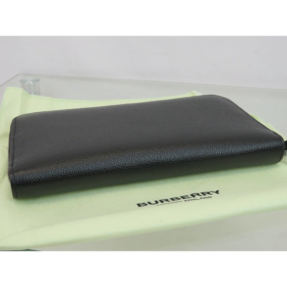 BURBERRY ELMORE BLACK LOGO EMBOSSED LEATHER ZIP AROUND CLUTCH CONTINENTAL WALLET - Picture 10 of 15